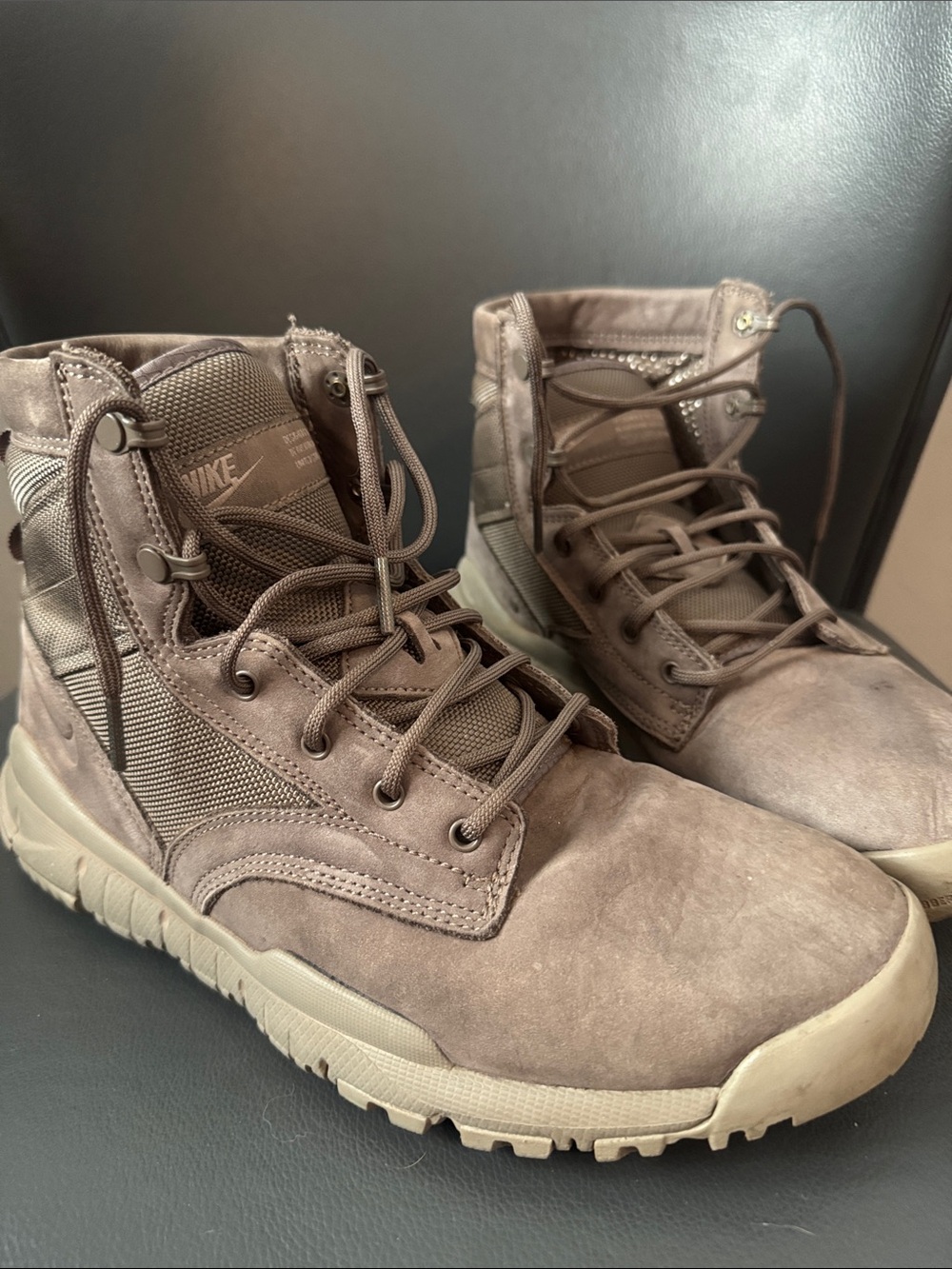 Nike SFB 6" NSW Leather Boots Dark Mushroom 862507-201 Shoes Mens
Size 9.5